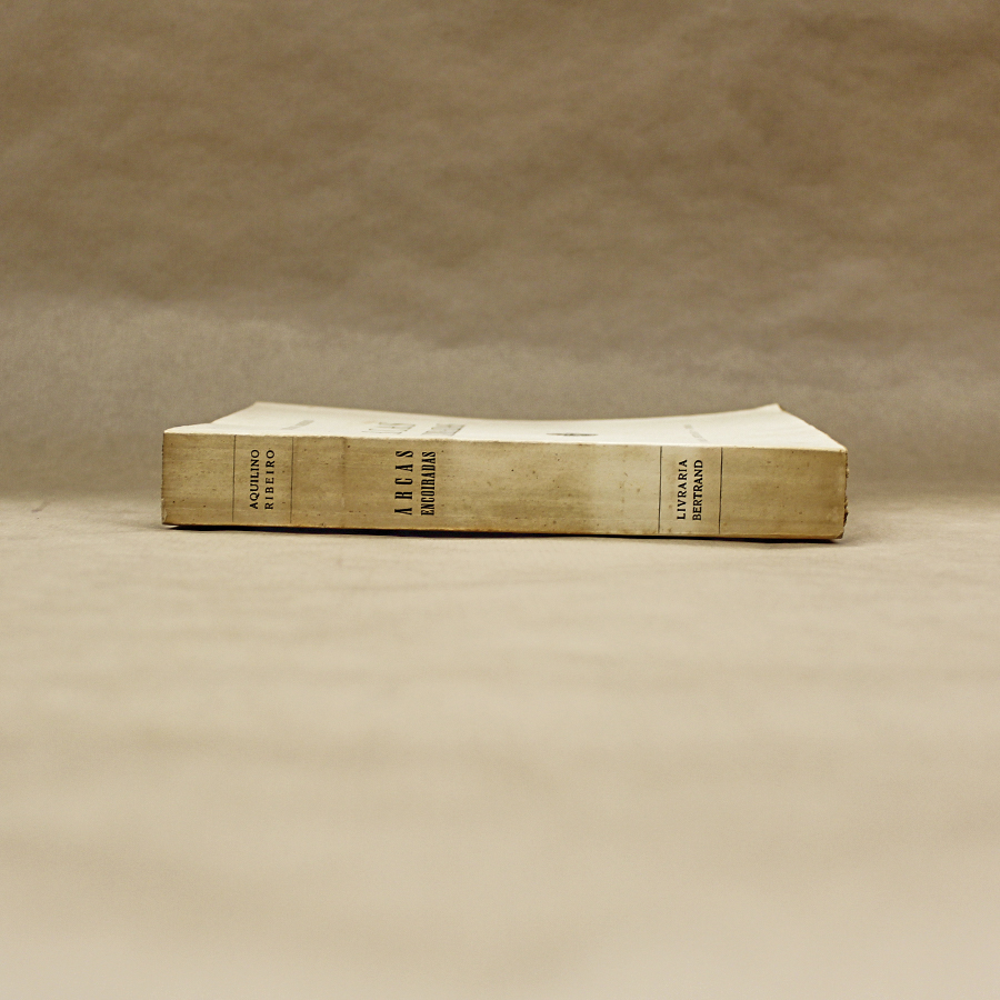 aquilino-ribeiro-arcas-encoiradas-livros-usados-2