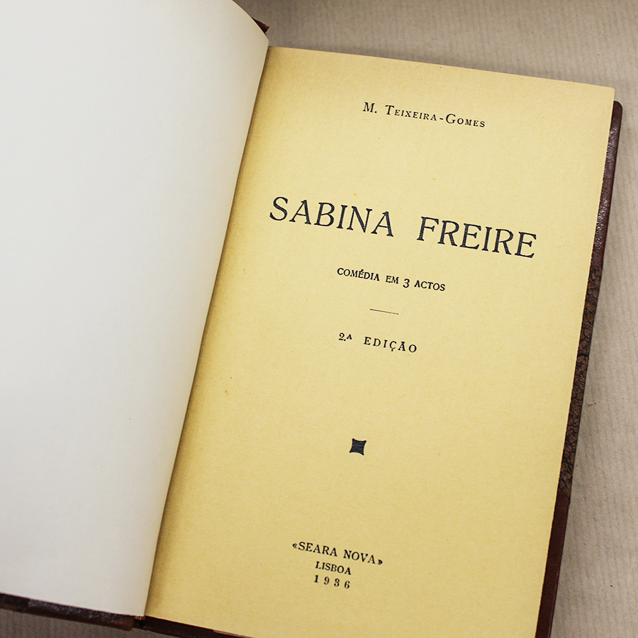 sabina-freire-teatro-livros-usados