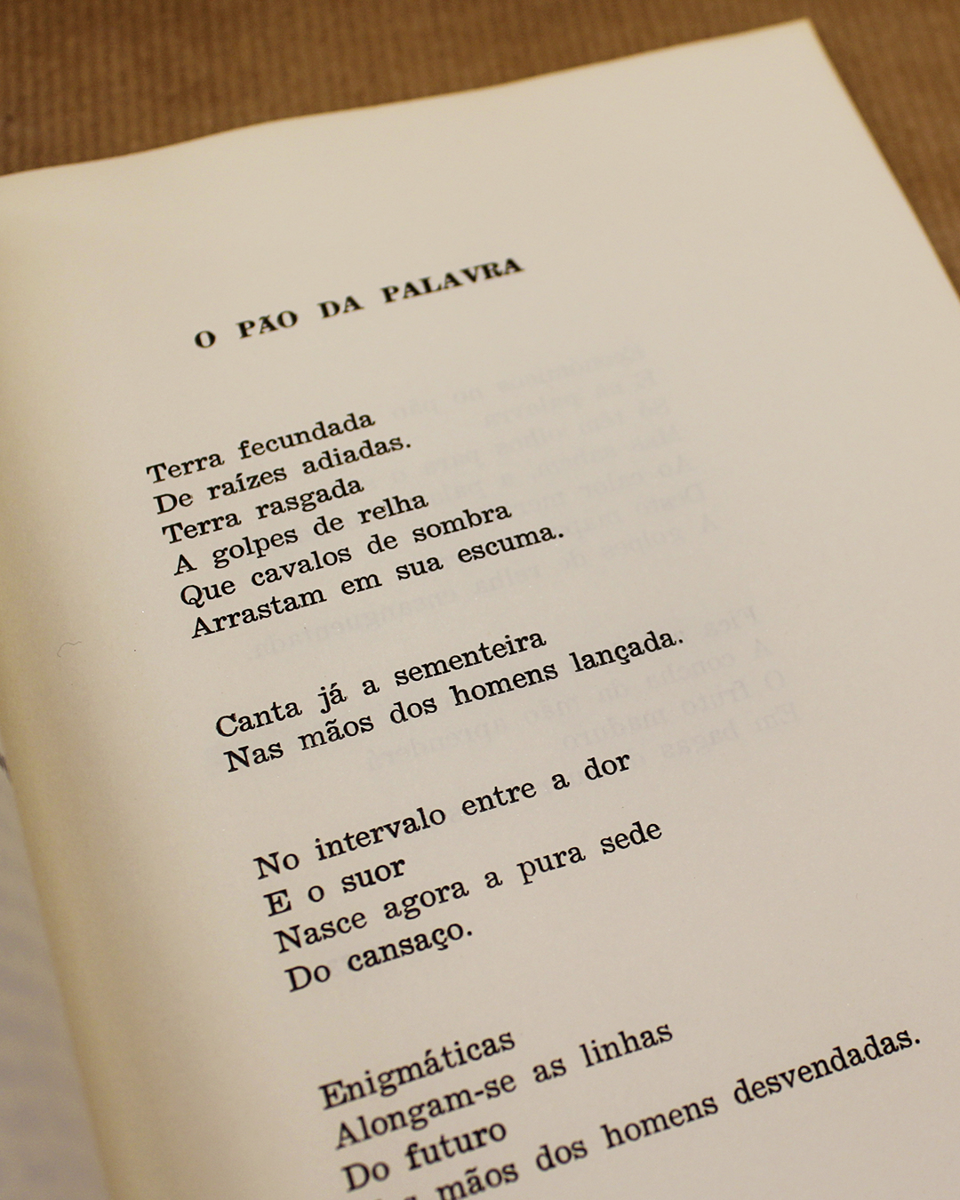 cristovao-de-aguiar-pao-da-palavra-cancioneiro-vertice-coimbra-1977-2