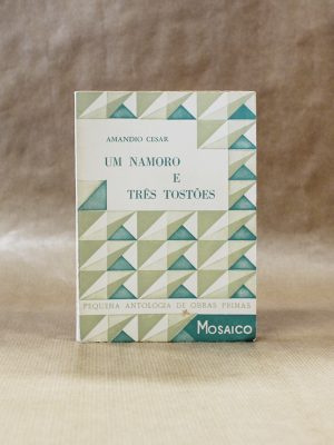 mosaico-um-namoro-e-tres-tostoes