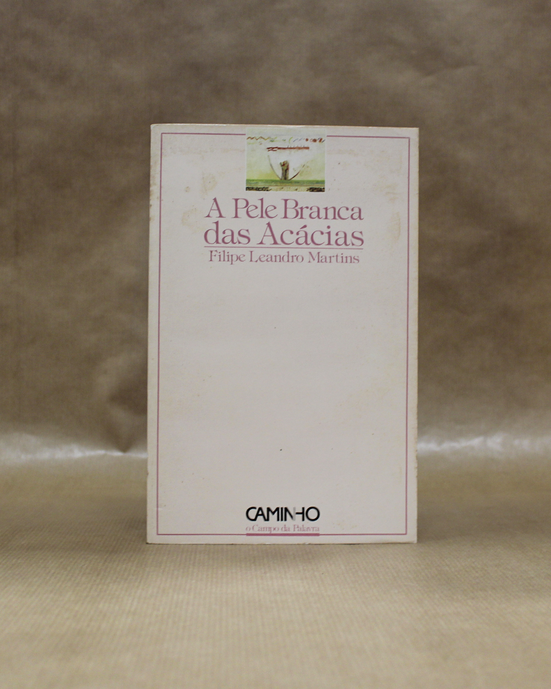 pele-branca-das-acacias-filipe-leandro-martins-1 pele-branca-das-acacias-filipe-leandro-martins-1
