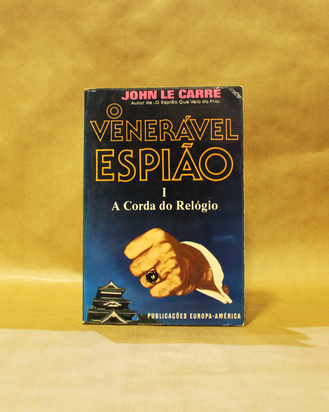veneravel-espiao-carre veneravel-espiao-carre